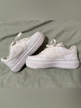 Nike Womens Court Vision Alta - Size 6 - Platform Sneakers - White
